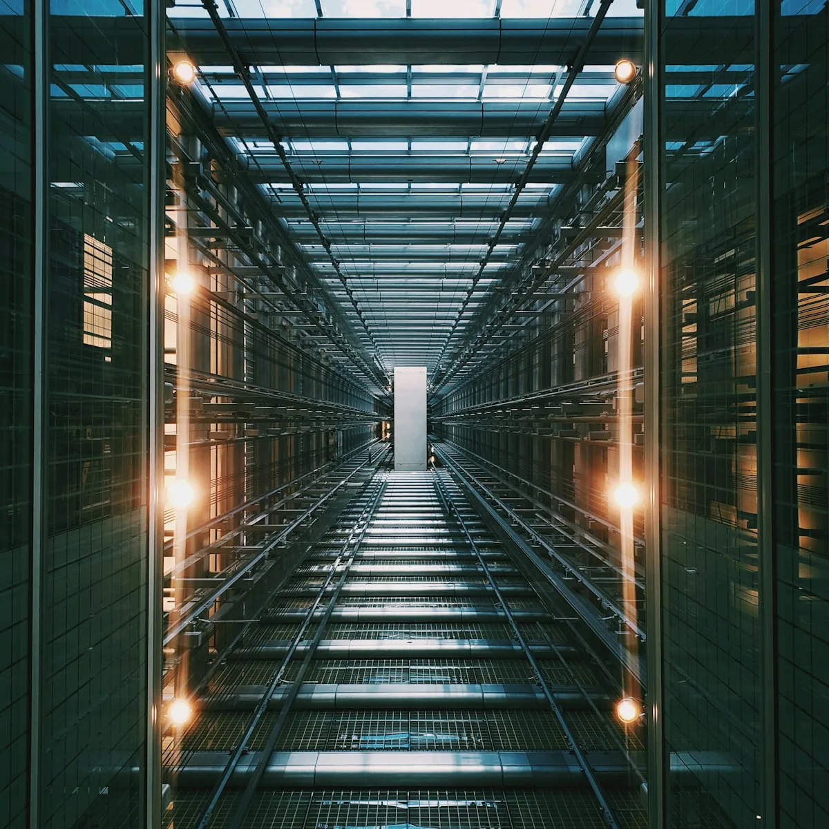 Internal Linking Strategy for Large Indian Multi-Service Websites - Blog | Vedam Vision